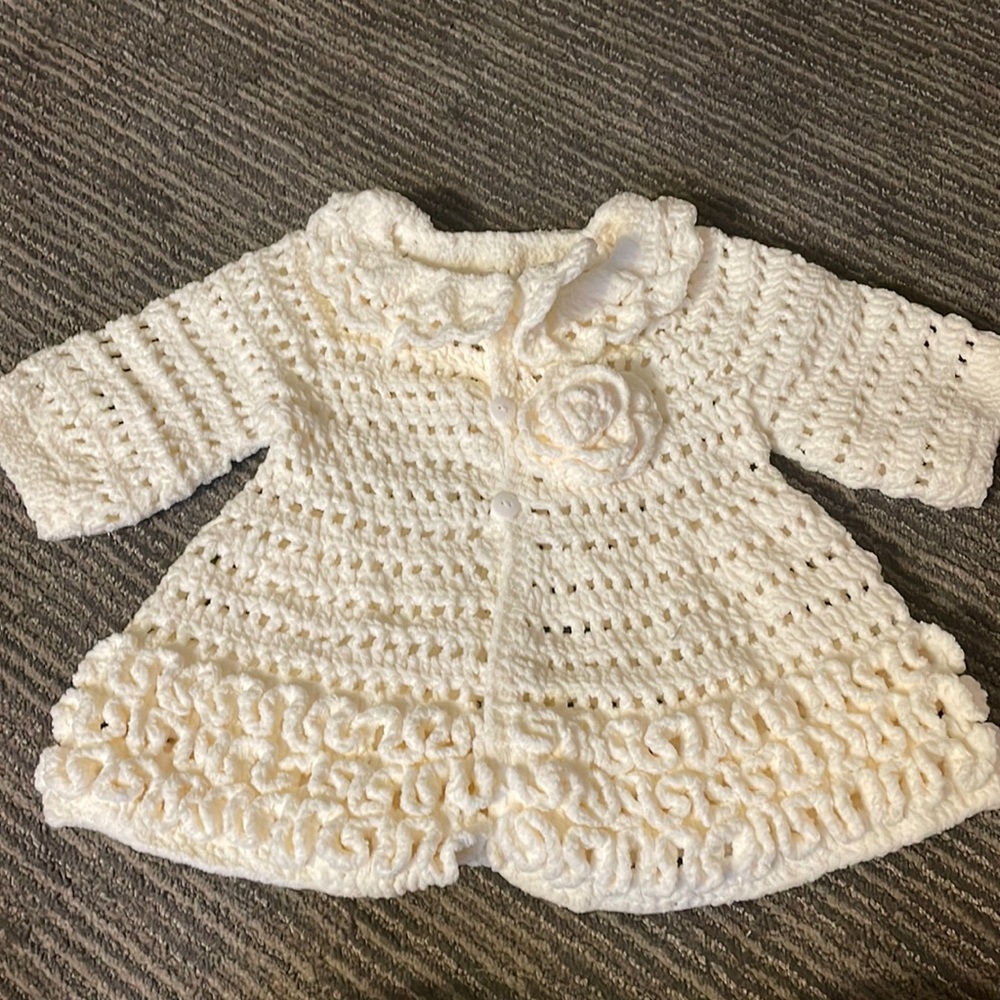 Gorgeous hand knit coat with button front NWOT